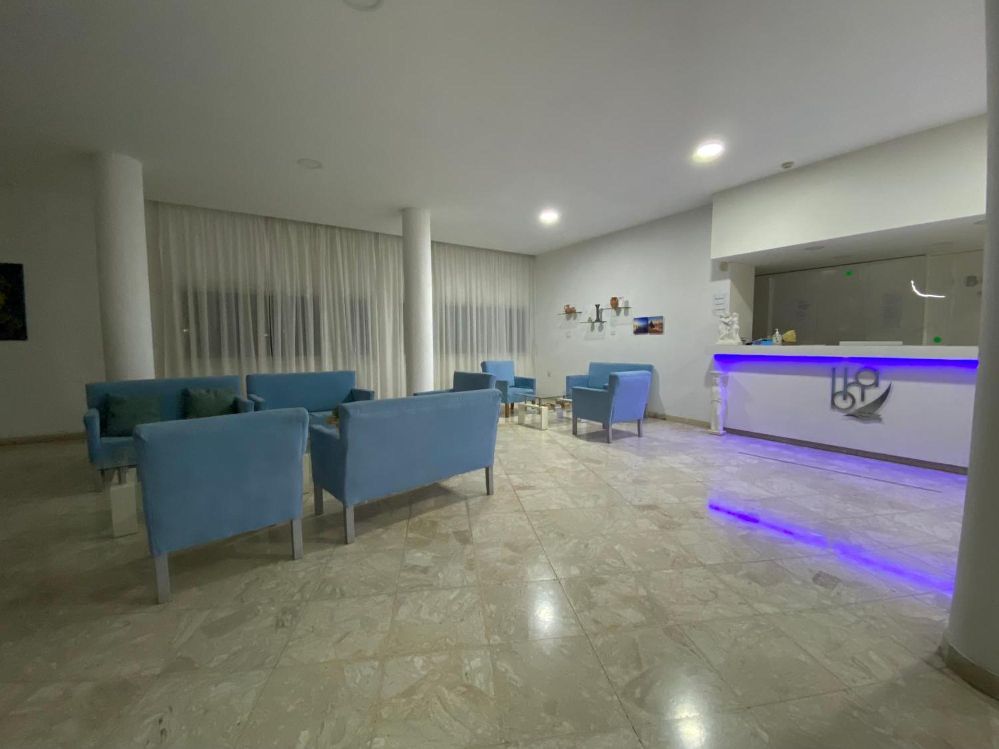 Boronia Hotel Apartments Larnaca Ngoại thất bức ảnh